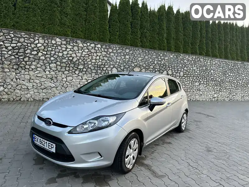 Хэтчбек Ford Fiesta 2011 1.24 л. Ручная / Механика обл. Хмельницкая, Волочиск - Фото 1/21