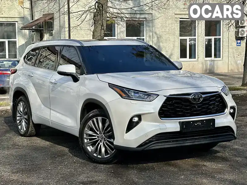 Позашляховик / Кросовер Toyota Highlander 2020 3.46 л. Автомат обл. Київська, Київ - Фото 1/21