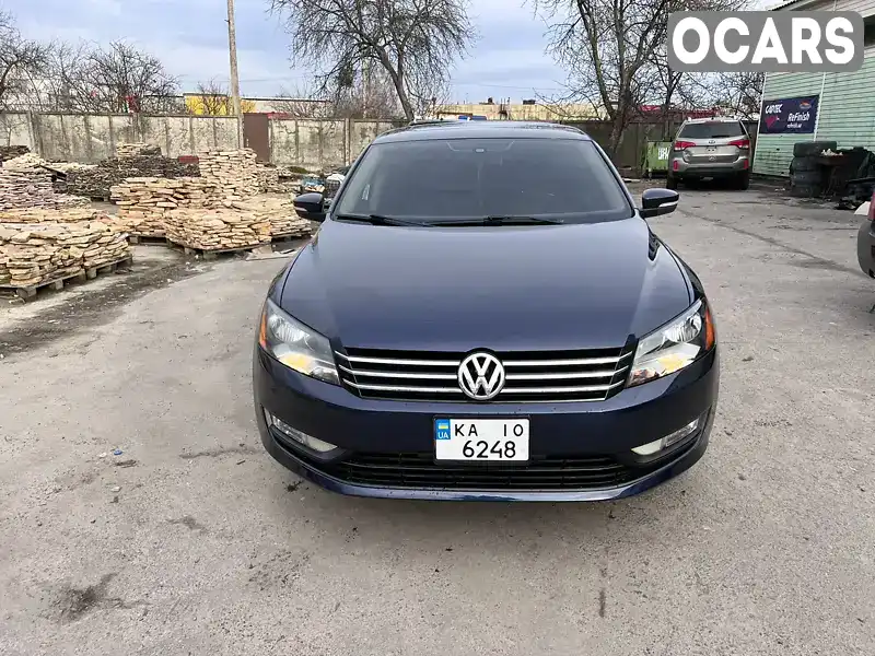 Седан Volkswagen Passat 2012 2.48 л. Автомат обл. Ровенская, Ровно - Фото 1/20