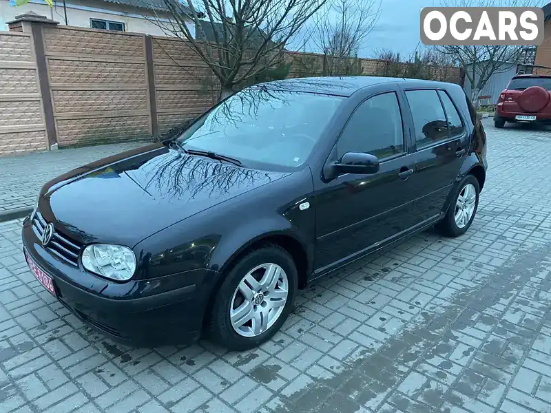 Хэтчбек Volkswagen Golf 2002 1.6 л. Ручная / Механика обл. Ровенская, Дубно - Фото 1/21