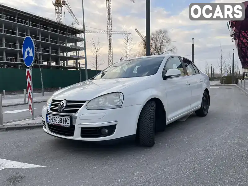 Седан Volkswagen Jetta 2006 1.6 л. Ручная / Механика обл. Киевская, Киев - Фото 1/21