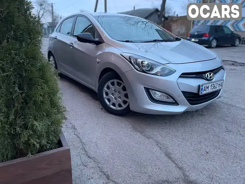 Хетчбек Hyundai i30 2012 1.4 л. Ручна / Механіка обл. Житомирська, Черняхів - Фото 1/17