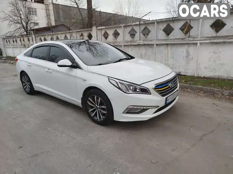 Седан Hyundai Sonata 2016 2 л. Автомат обл. Івано-Франківська, Надвірна - Фото 1/18