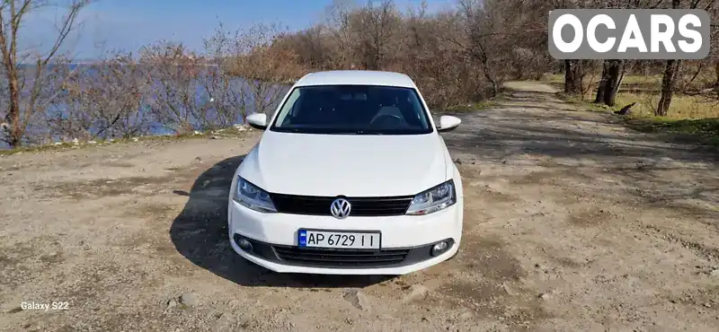 Седан Volkswagen Jetta 2013 1.97 л. Робот обл. Запорожская, Запорожье - Фото 1/21