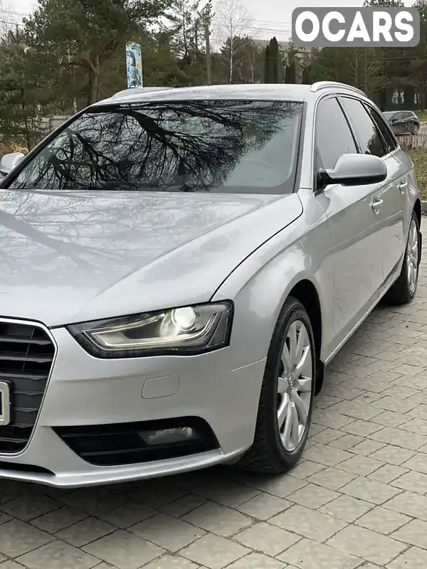 Универсал Audi A4 2012 2 л. Ручная / Механика обл. Львовская, Новояворовск - Фото 1/21