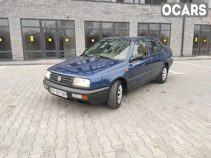 Седан Volkswagen Vento 1992 1.78 л. Ручная / Механика обл. Хмельницкая, Хмельницкий - Фото 1/21