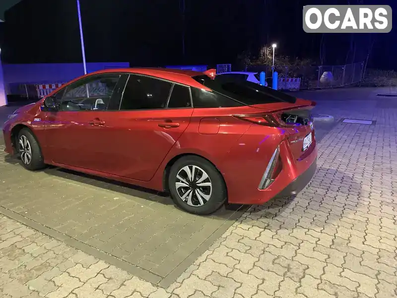 Хетчбек Toyota Prius 2017 1.8 л. Варіатор обл. Львівська, Львів - Фото 1/6