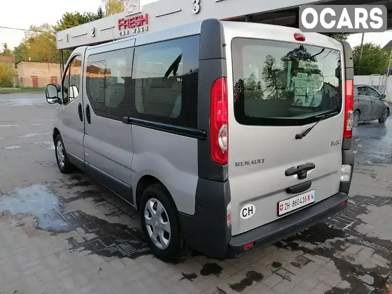 Мінівен Renault Trafic 2011 2 л. Ручна / Механіка обл. Рівненська, Рівне - Фото 1/21