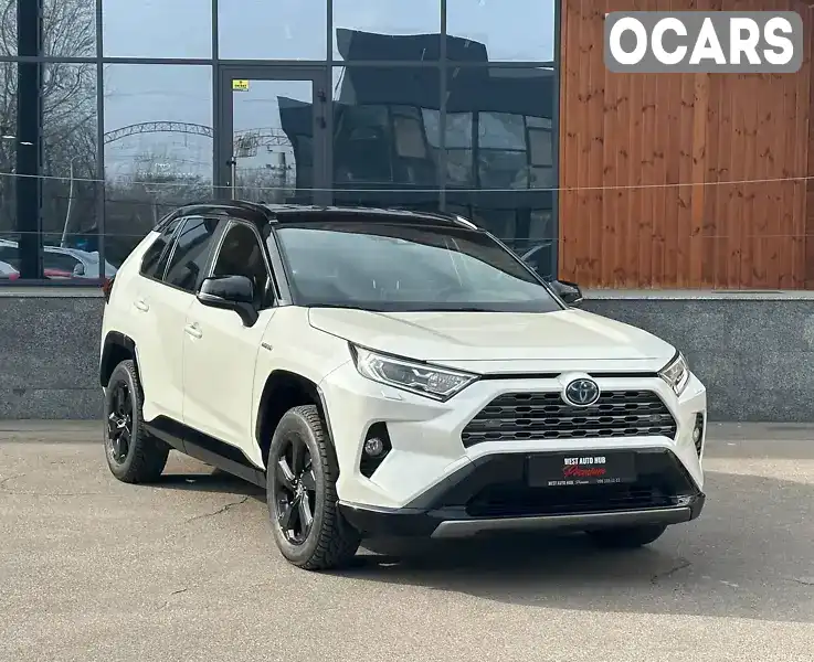 Позашляховик / Кросовер Toyota RAV4 2020 2.5 л. Автомат обл. Київська, Київ - Фото 1/21