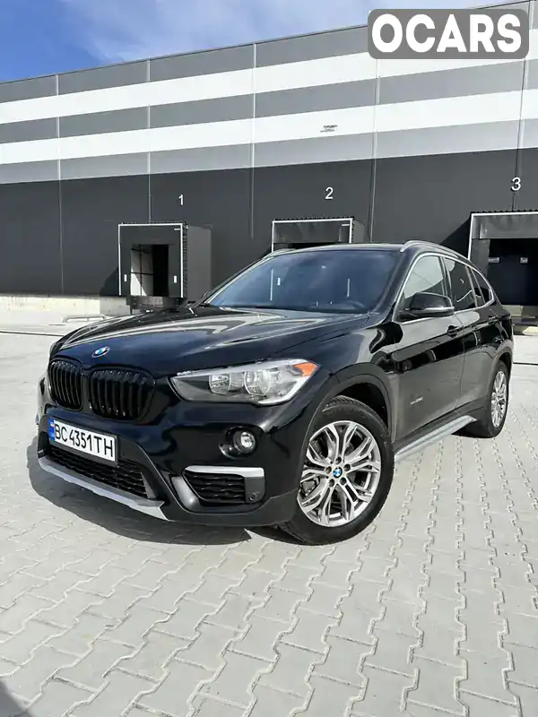 Внедорожник / Кроссовер BMW X1 2016 2 л. Автомат обл. Львовская, Львов - Фото 1/21