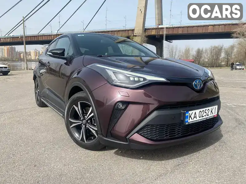 Внедорожник / Кроссовер Toyota C-HR 2022 1.99 л. Автомат обл. Киевская, Киев - Фото 1/21