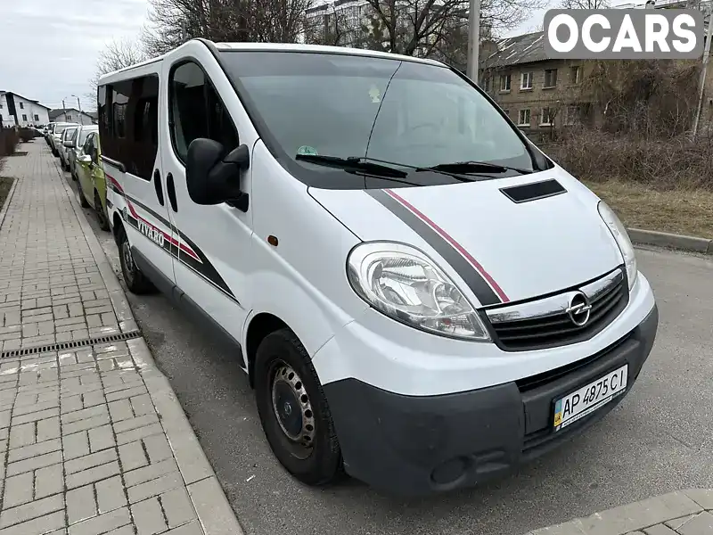 Минивэн Opel Vivaro 2009 2 л. Ручная / Механика обл. Киевская, Киев - Фото 1/21