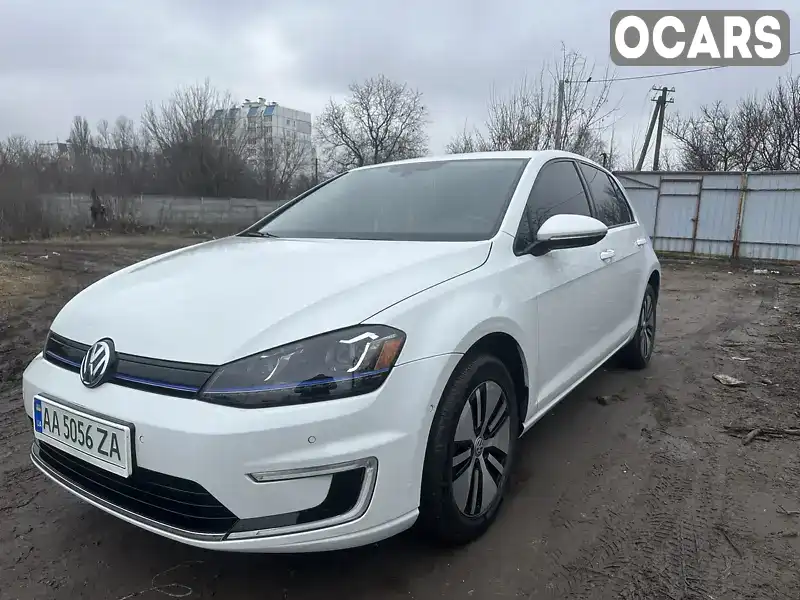 Хэтчбек Volkswagen e-Golf 2015 null_content л. обл. Киевская, Киев - Фото 1/10