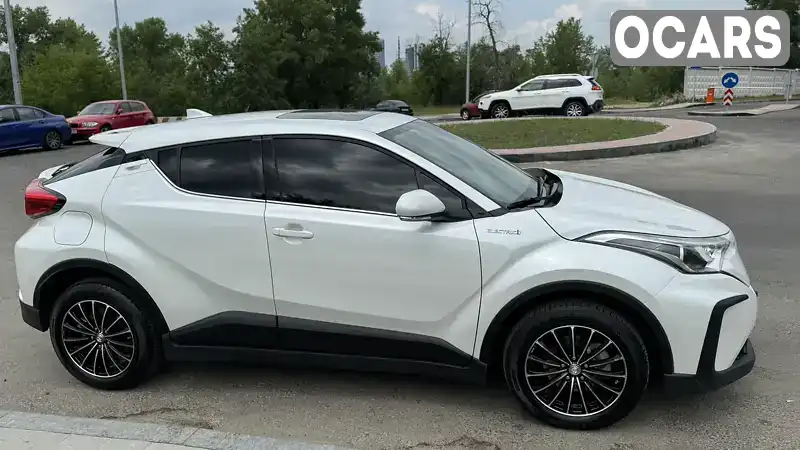 Позашляховик / Кросовер Toyota C-HR 2021 null_content л. Робот обл. Київська, Київ - Фото 1/15