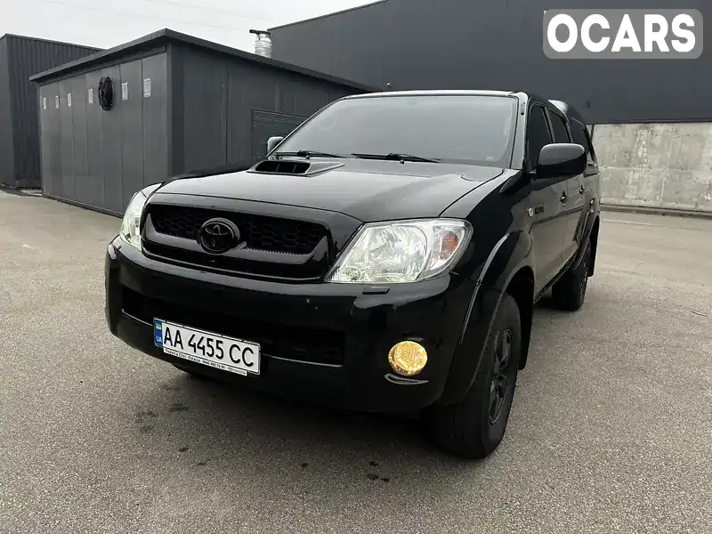 Пикап Toyota Hilux 2010 2.49 л. Ручная / Механика обл. Киевская, Киев - Фото 1/21