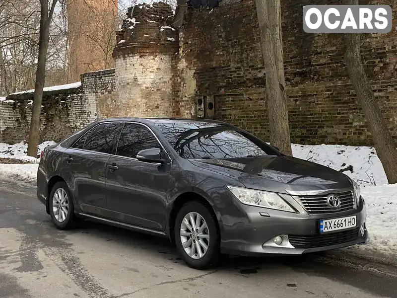 Седан Toyota Camry 2012 2.5 л. Автомат обл. Харьковская, Богодухов - Фото 1/20