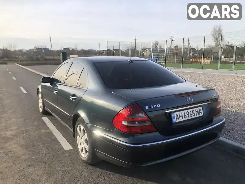 Седан Mercedes-Benz E-Class 2004 3.22 л. Автомат обл. Запорожская, Запорожье - Фото 1/20