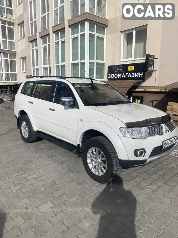 Позашляховик / Кросовер Mitsubishi Pajero Sport 2012 2.5 л. Ручна / Механіка обл. Сумська, Суми - Фото 1/21