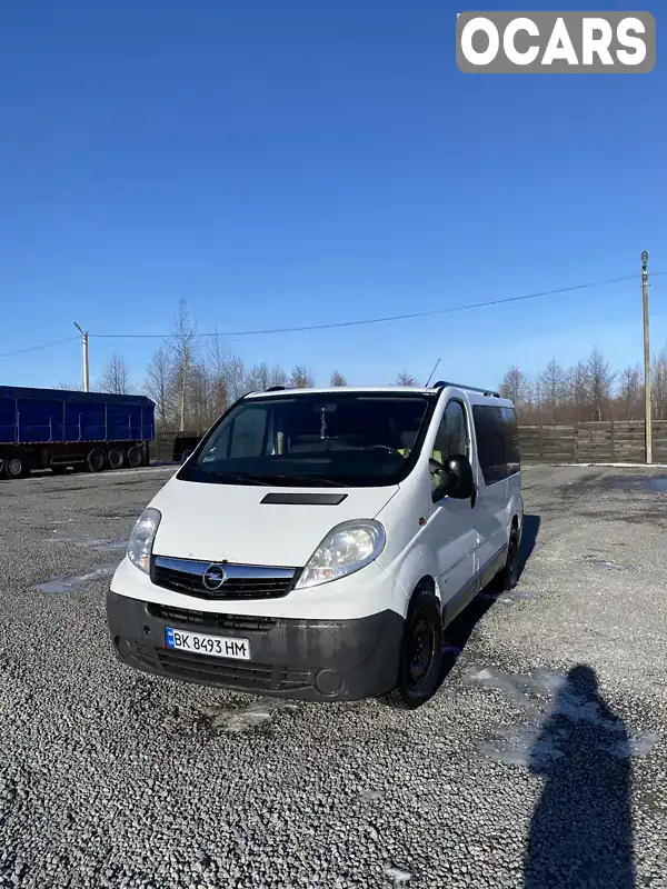 Мінівен Opel Vivaro 2006 2.5 л. Ручна / Механіка обл. Рівненська, Рокитне - Фото 1/16