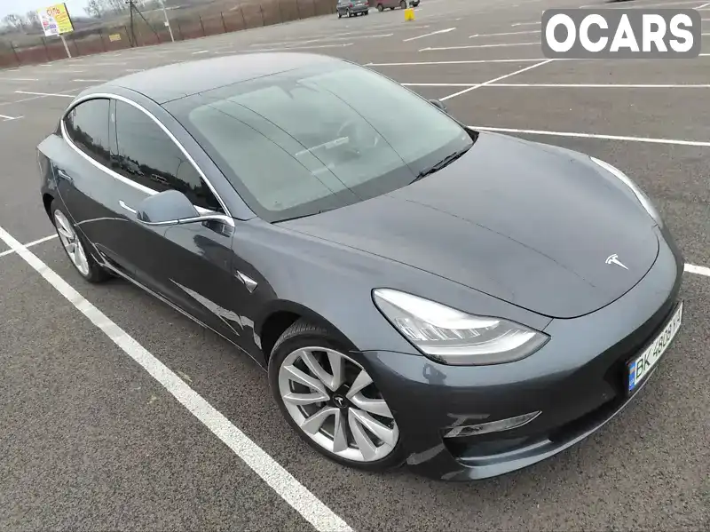 Седан Tesla Model 3 2018 null_content л. Автомат обл. Ровенская, Ровно - Фото 1/21