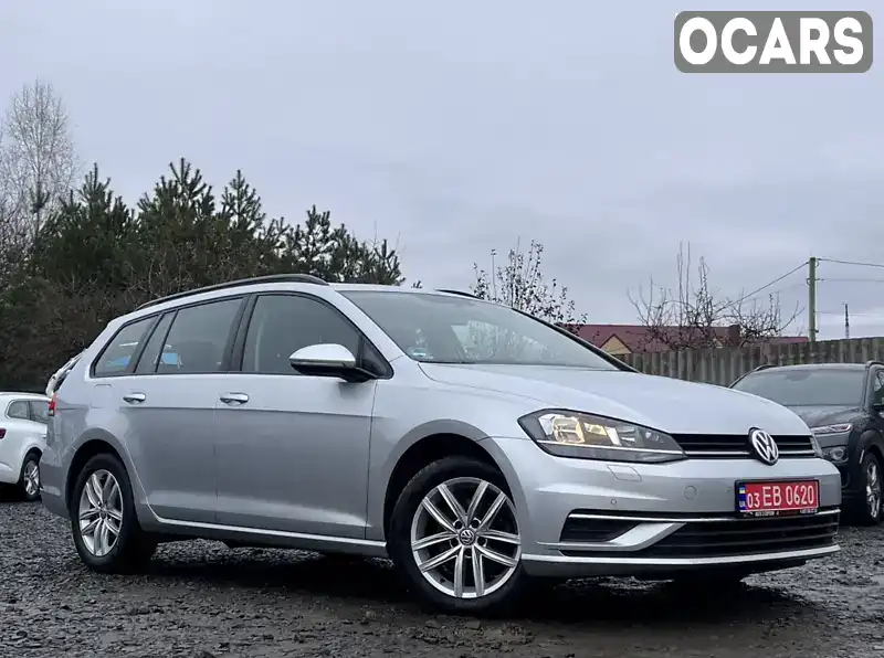 Универсал Volkswagen Golf 2020 2 л. Автомат обл. Волынская, Луцк - Фото 1/21