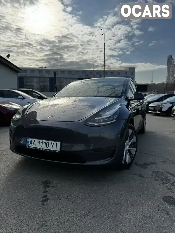 Внедорожник / Кроссовер Tesla Model Y 2021 null_content л. Автомат обл. Киевская, Киев - Фото 1/21