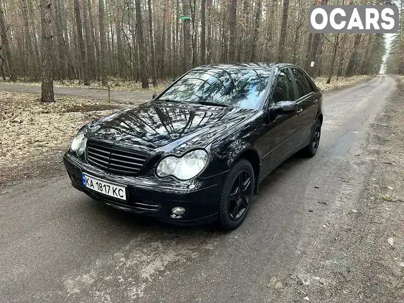 Седан Mercedes-Benz C-Class 2005 1.8 л. Автомат обл. Киевская, Киев - Фото 1/21