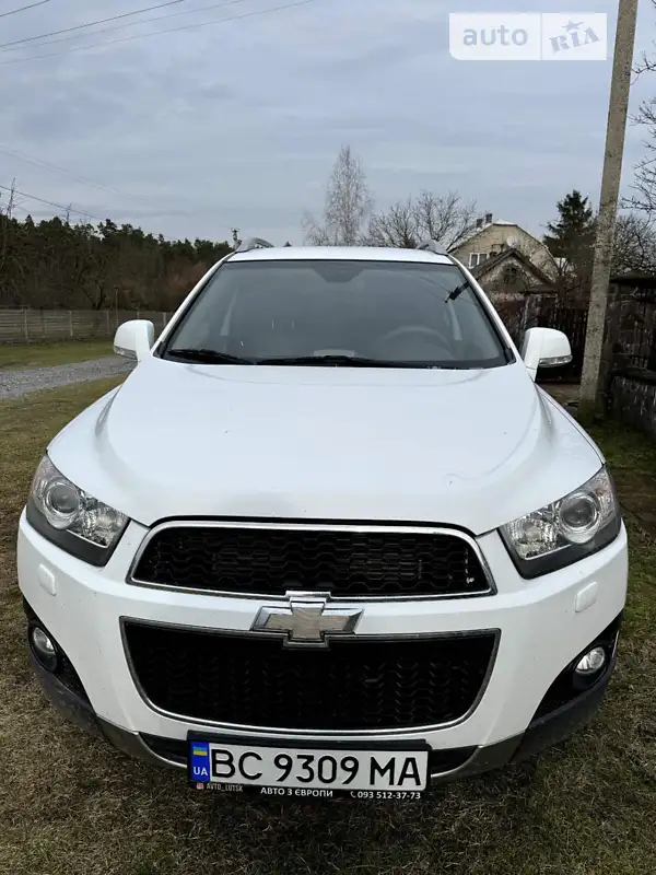 Позашляховик / Кросовер Chevrolet Captiva 2012 2.23 л. Ручна / Механіка обл. Львівська, Броди - Фото 1/11