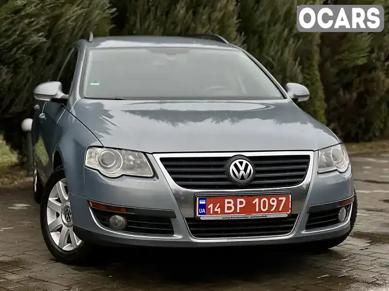 Универсал Volkswagen Passat 2010 2 л. Автомат обл. Львовская, Львов - Фото 1/21