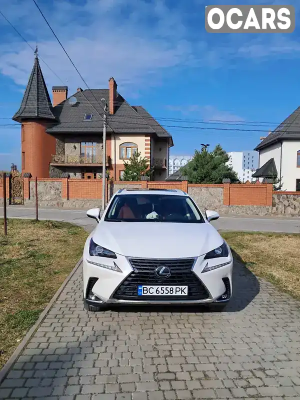 Позашляховик / Кросовер Lexus NX 2019 2 л. Автомат обл. Львівська, Львів - Фото 1/13