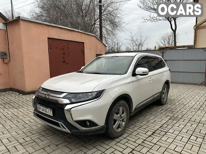 Внедорожник / Кроссовер Mitsubishi Outlander 2021 2 л. Автомат обл. Запорожская, Запорожье - Фото 1/18