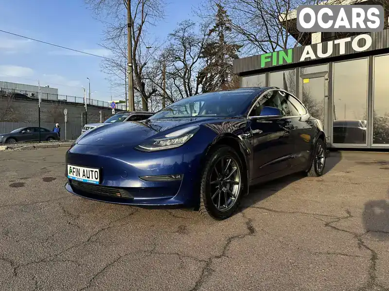 Седан Tesla Model 3 2018 null_content л. Автомат обл. Київська, Київ - Фото 1/21