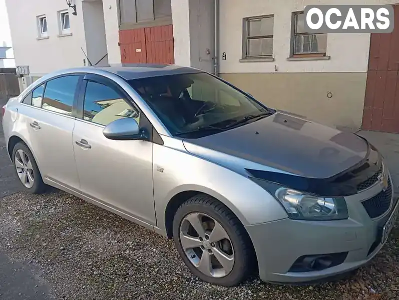 Седан Chevrolet Cruze 2011 1.8 л. Автомат обл. Львовская, Львов - Фото 1/4