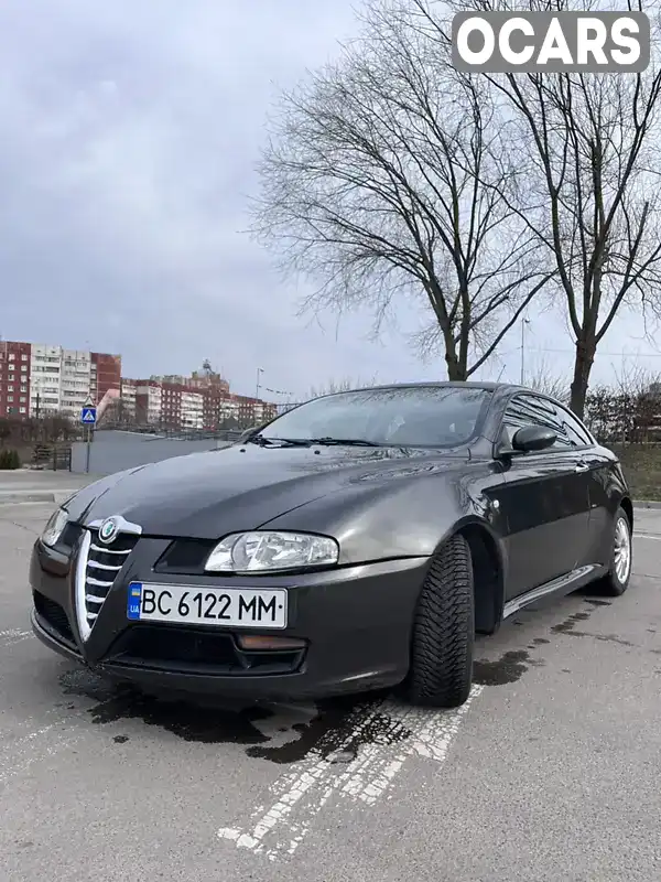 Купе Alfa Romeo GT 2005 1.91 л. Ручна / Механіка обл. Львівська, Львів - Фото 1/14