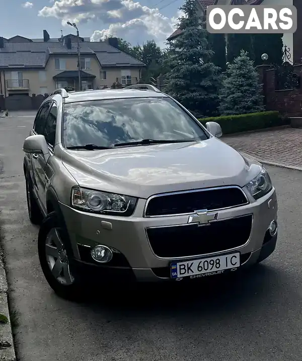 Внедорожник / Кроссовер Chevrolet Captiva 2012 2.2 л. Автомат обл. Ровенская, Ровно - Фото 1/8