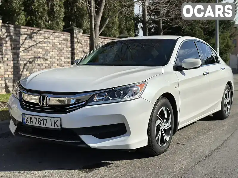 Седан Honda Accord 2017 2.35 л. Вариатор обл. Киевская, Киев - Фото 1/21