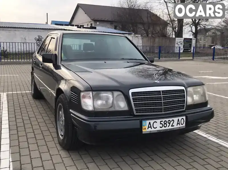 Седан Mercedes-Benz E-Class 1995 2.5 л. Ручна / Механіка обл. Волинська, Нововолинськ - Фото 1/21