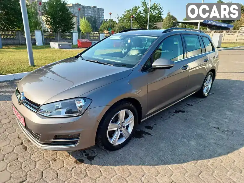 Универсал Volkswagen Golf 2014 1.6 л. Ручная / Механика обл. Ровенская, Костополь - Фото 1/21