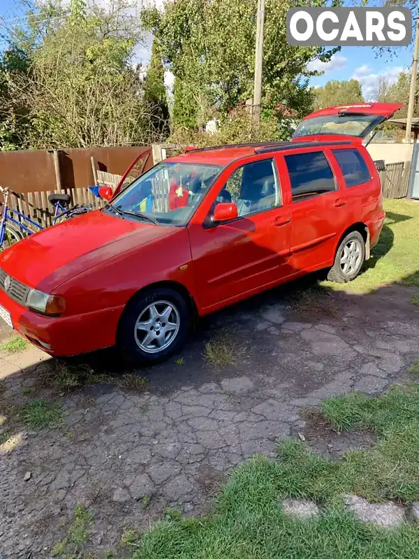 Седан Volkswagen Polo 1998 1.6 л. Ручна / Механіка обл. Чернігівська, Ніжин - Фото 1/15