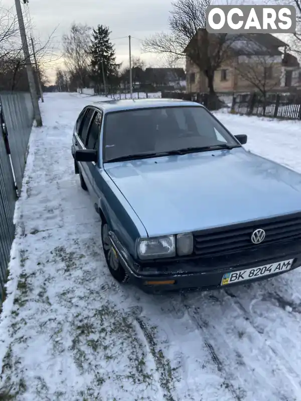 Хетчбек Volkswagen Passat 1987 1.6 л. обл. Рівненська, Рівне - Фото 1/11