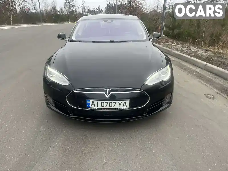 Лифтбек Tesla Model S 2015 null_content л. обл. Киевская, Киев - Фото 1/14