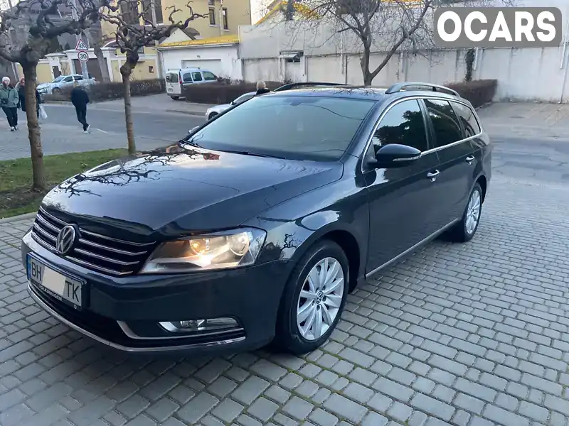 Універсал Volkswagen Passat 2013 2 л. Автомат обл. Кіровоградська, Кропивницький (Кіровоград) - Фото 1/21