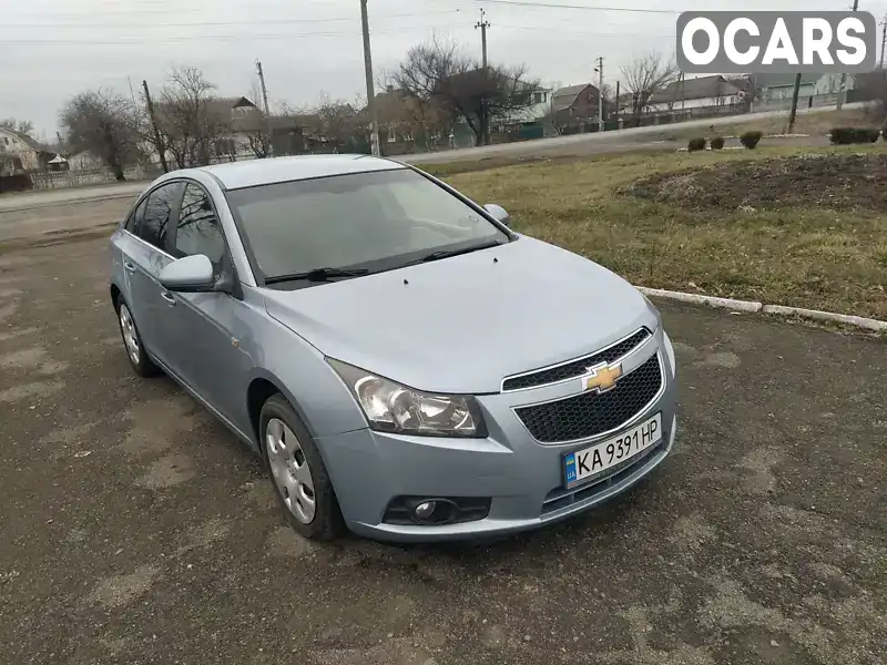 Седан Chevrolet Cruze 2010 1.8 л. Ручна / Механіка обл. Київська, Біла Церква - Фото 1/18