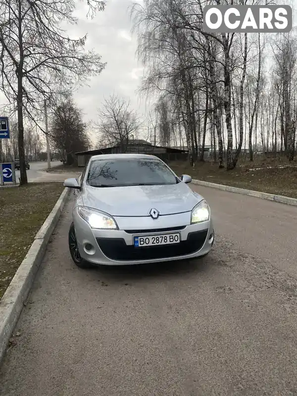 Хетчбек Renault Megane 2010 1.46 л. Ручна / Механіка обл. Чернігівська, Чернігів - Фото 1/15