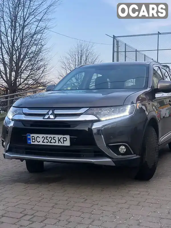 Позашляховик / Кросовер Mitsubishi Outlander 2016 2.36 л. Варіатор обл. Львівська, Львів - Фото 1/21