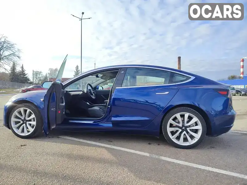 Седан Tesla Model 3 2018 null_content л. Автомат обл. Житомирская, Житомир - Фото 1/21