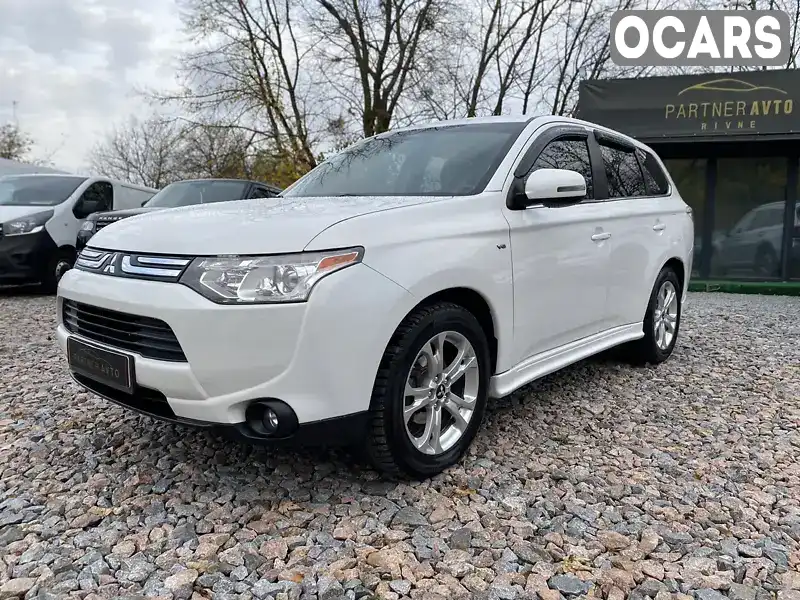 Позашляховик / Кросовер Mitsubishi Outlander 2013 3 л. Автомат обл. Рівненська, Рівне - Фото 1/21