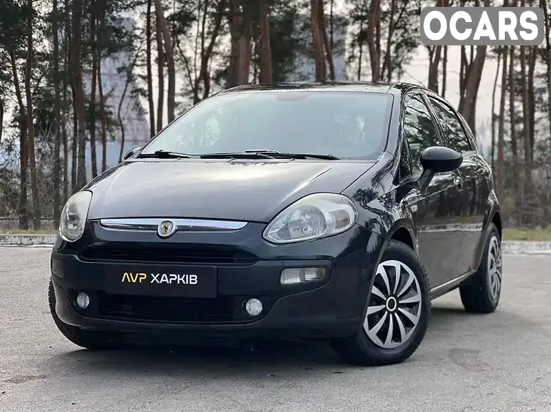 Хетчбек Fiat Grande Punto 2011 1.37 л. Автомат обл. Харківська, Харків - Фото 1/21