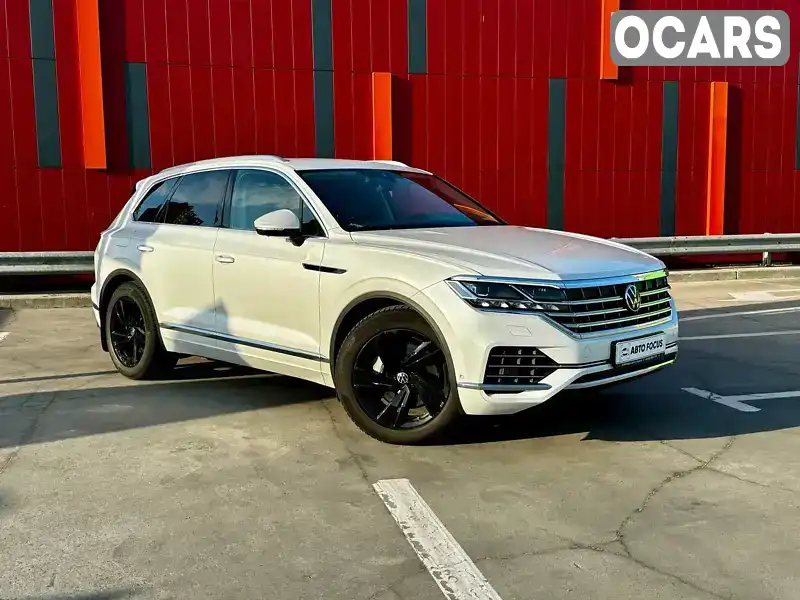 Позашляховик / Кросовер Volkswagen Touareg 2021 3 л. Автомат обл. Київська, Київ - Фото 1/21