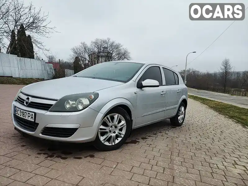 Хетчбек Opel Astra 2004 1.6 л. Ручна / Механіка обл. Львівська, Трускавець - Фото 1/12